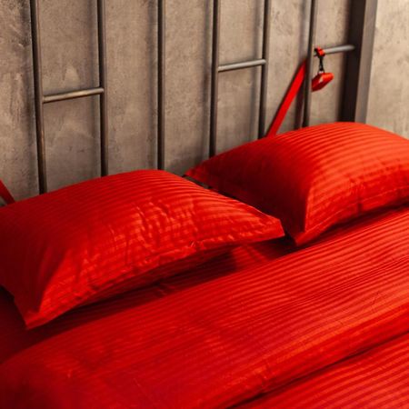 Royal Hot Jucuzzi Apartment 利沃夫 外观 照片